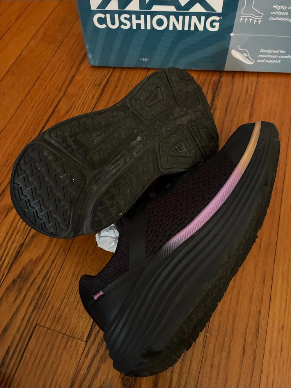 Skechers Go Run Size 9